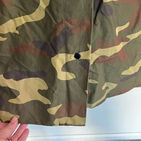 *NEW* Hershel Mac Rain Wind Resistant Jacket in Woodland Camo - Picture 11 of 16